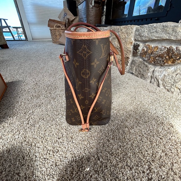 Never full MM monogram - Picture 3 of 10